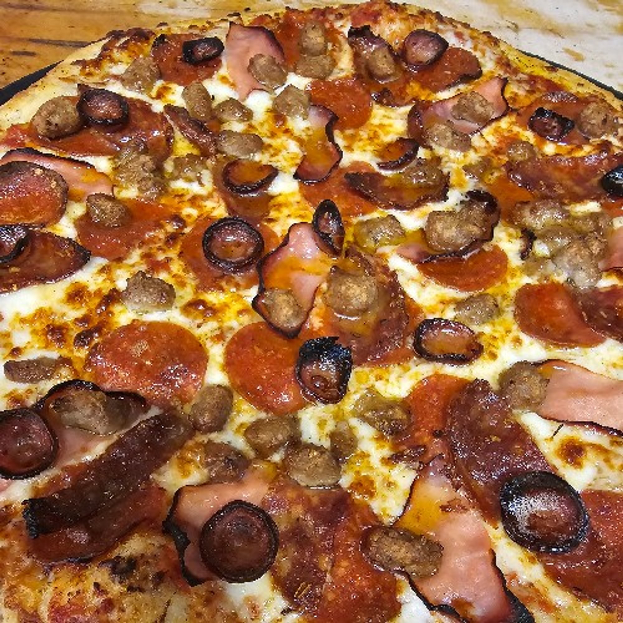 Meat Cravers Pie (10")