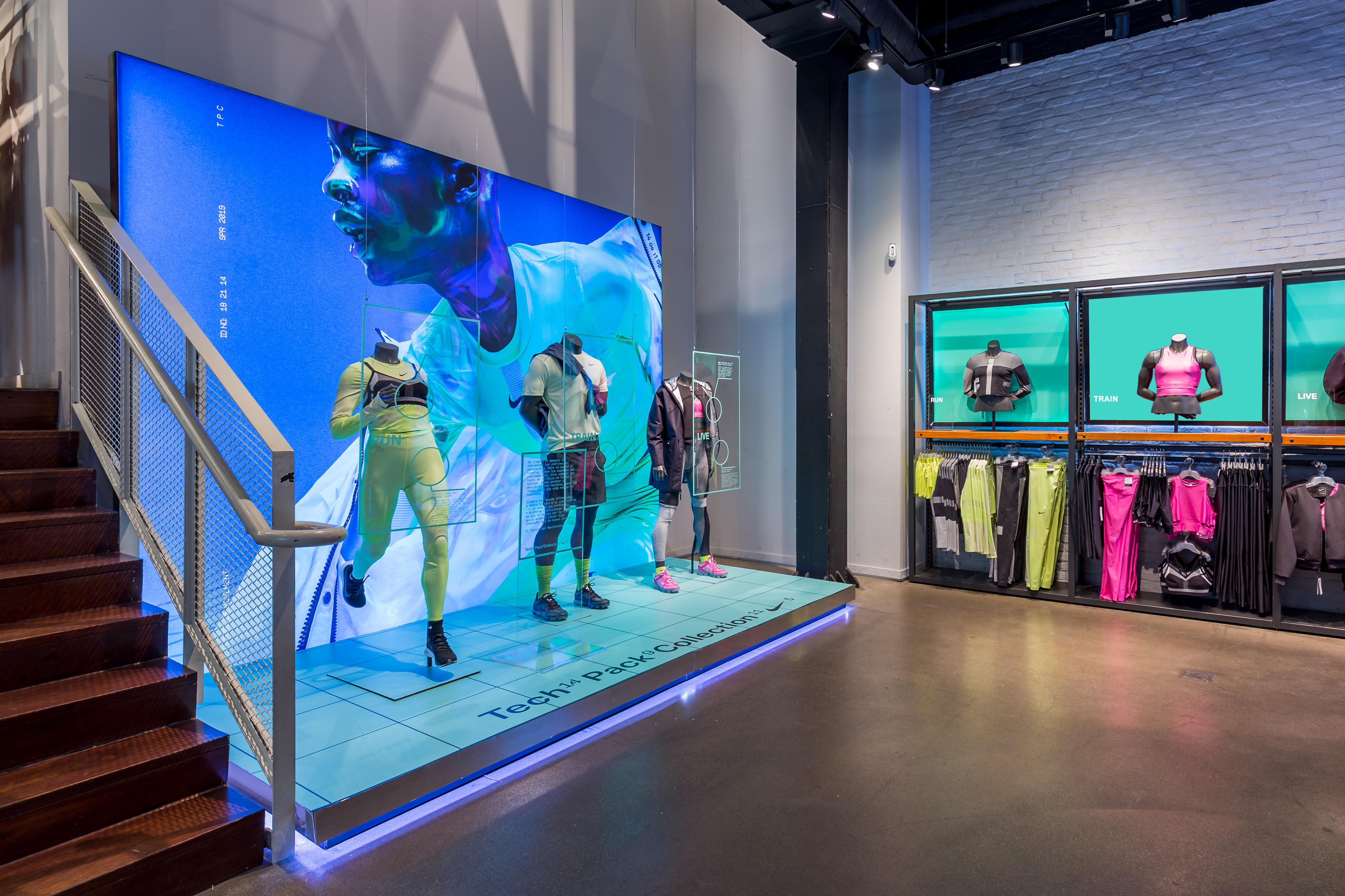 Images Nike Store Serrano
