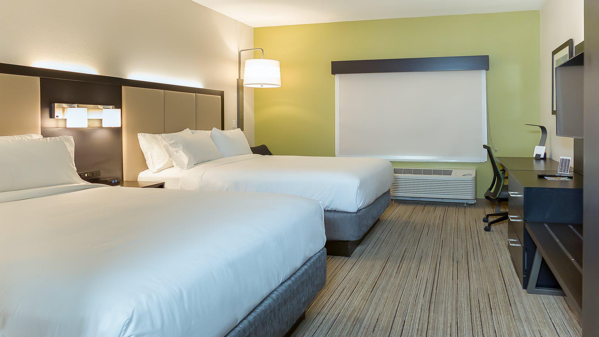 Holiday Inn Express & Suites Tampa East - Ybor City Photo