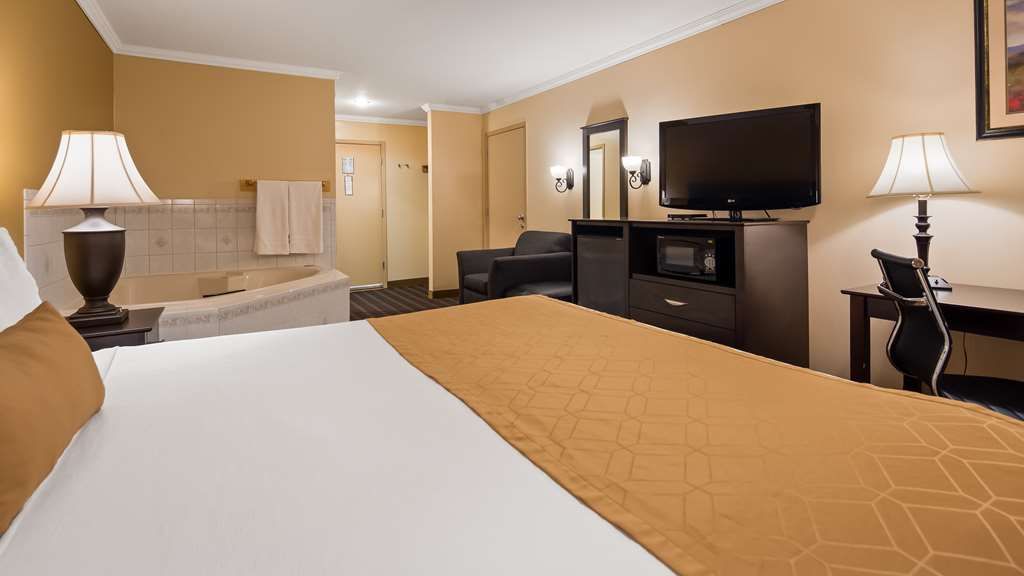Best Western Inn & Suites Image