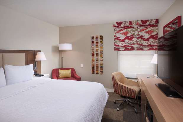 Images Hampton Inn & Suites Phoenix/Scottsdale on Shea Boulevard
