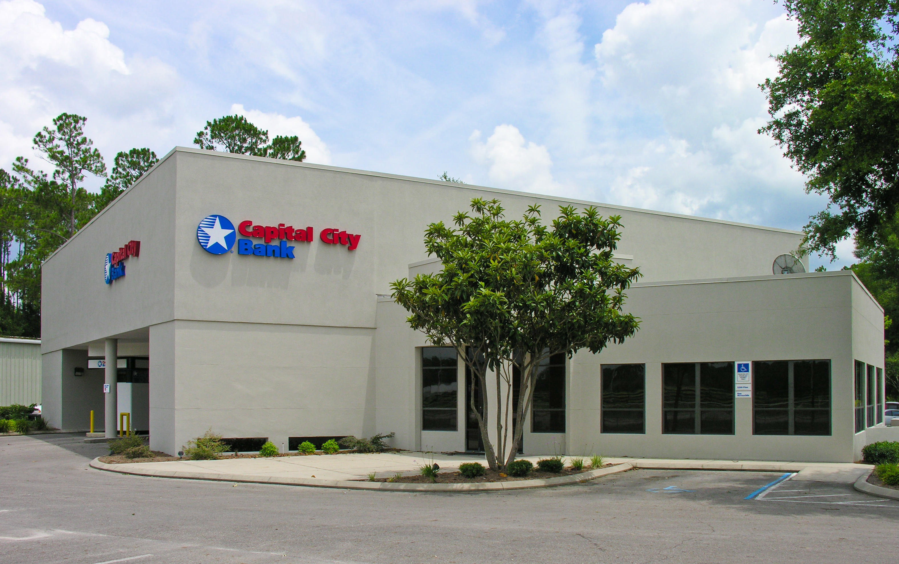 Capital City Bank Photo