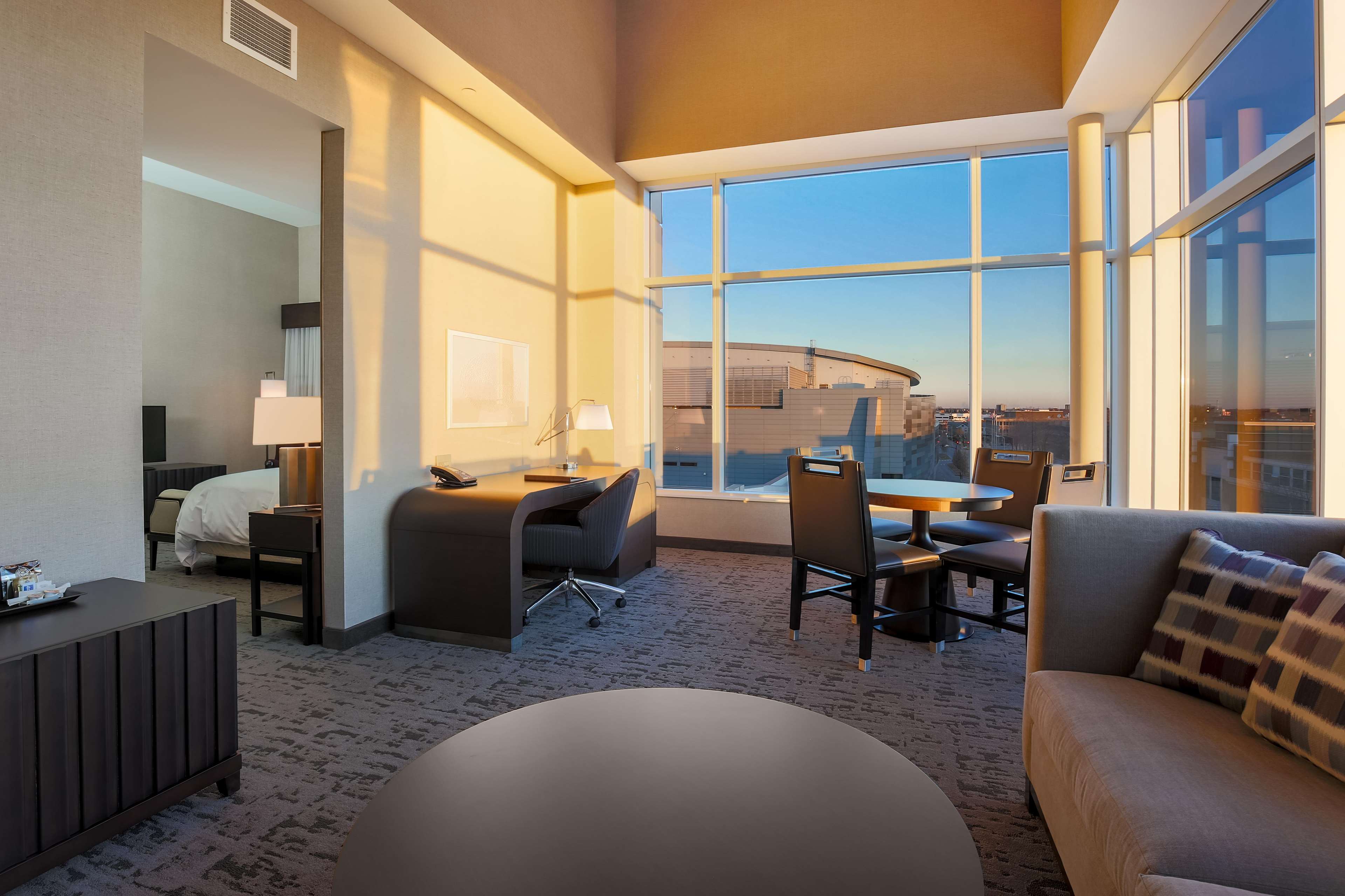 DoubleTree by Hilton Evansville Photo