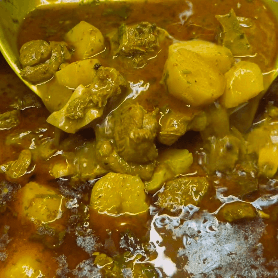 ALOO GOSHT (Goat)