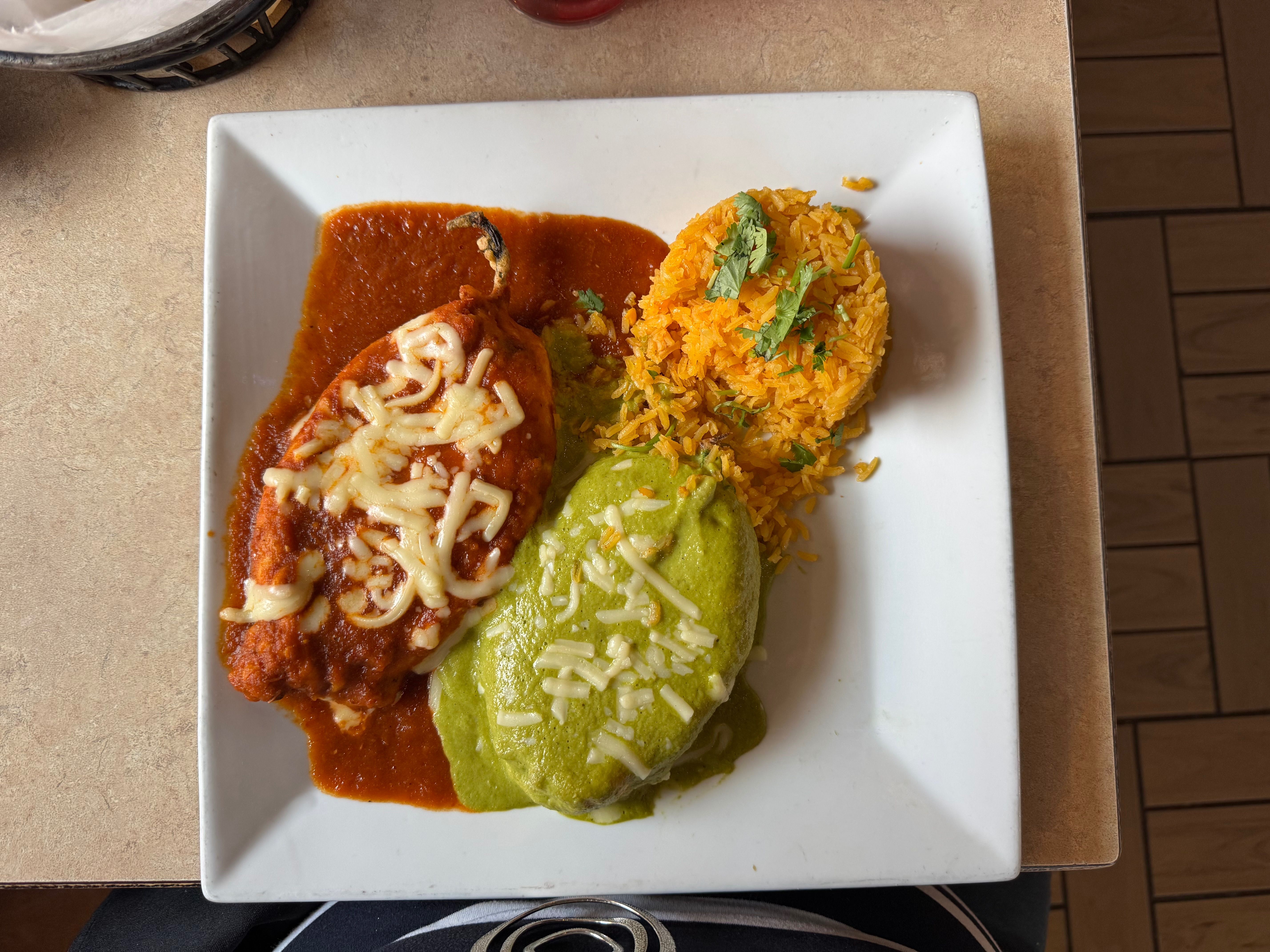 CHILES RELLENOS DIVORCIADOS