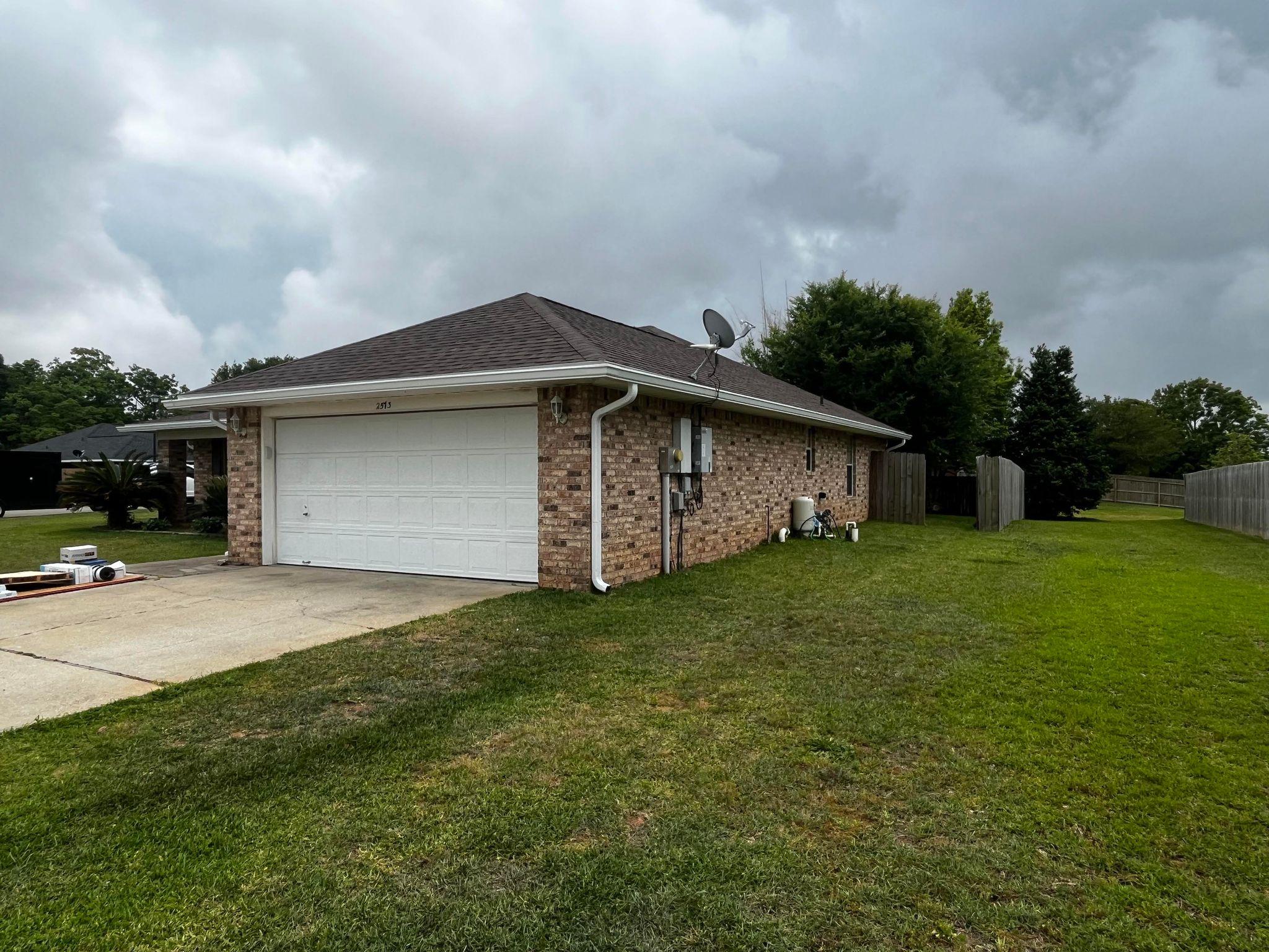 Southern Gutters LLC Image