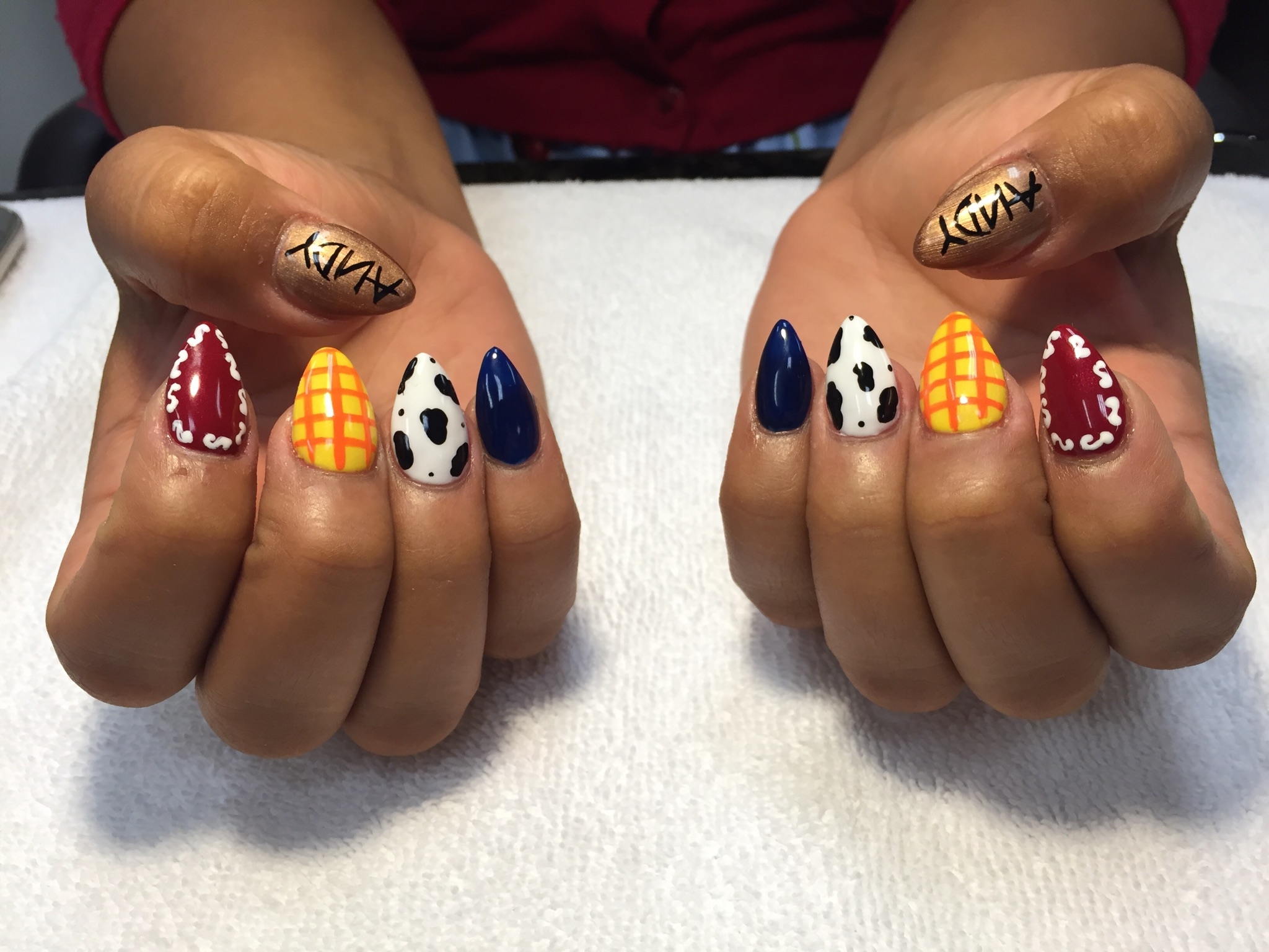 TL Nails & Spa image