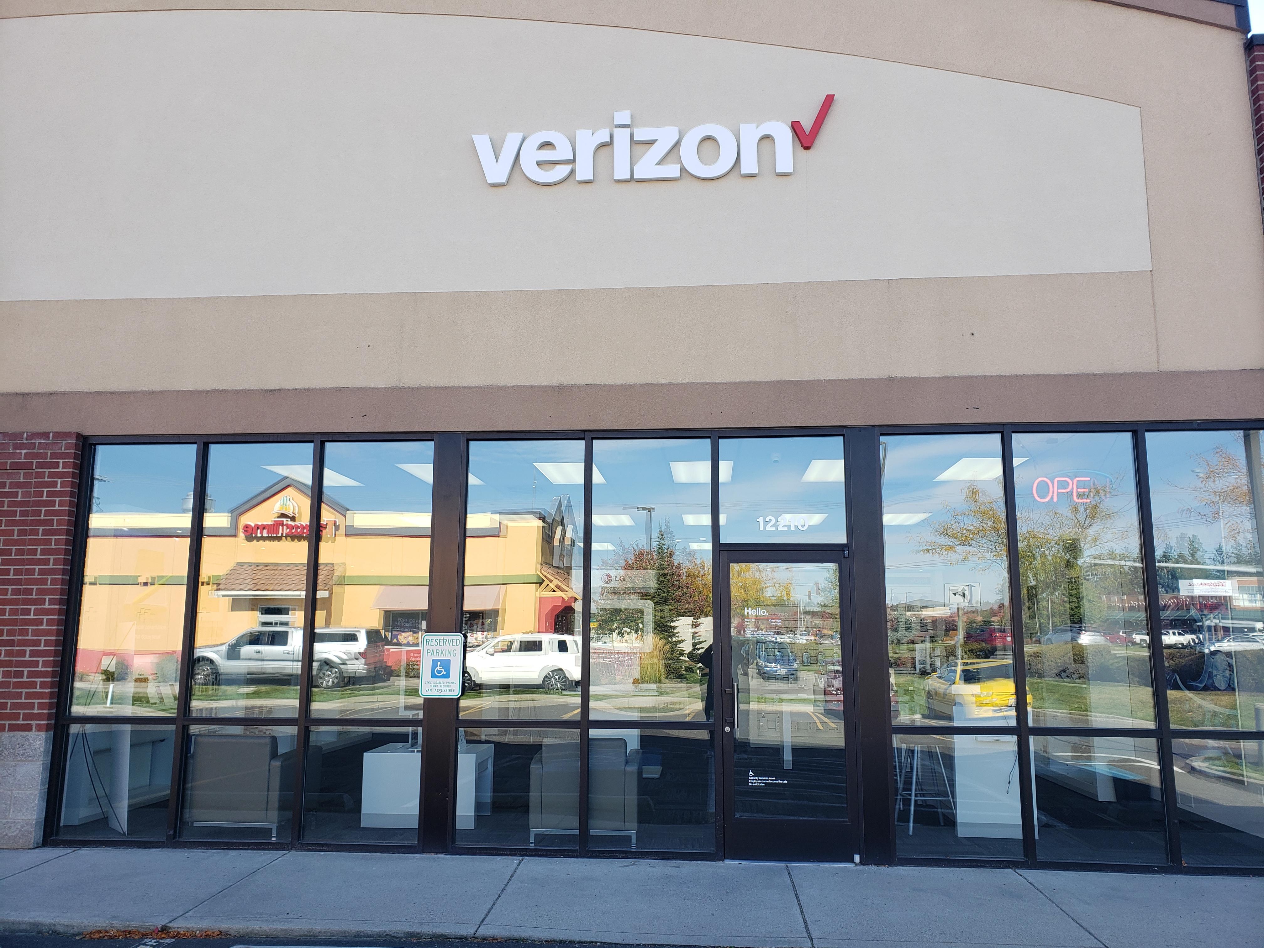 Verizon Authorized Retailer – GoWireless Photo