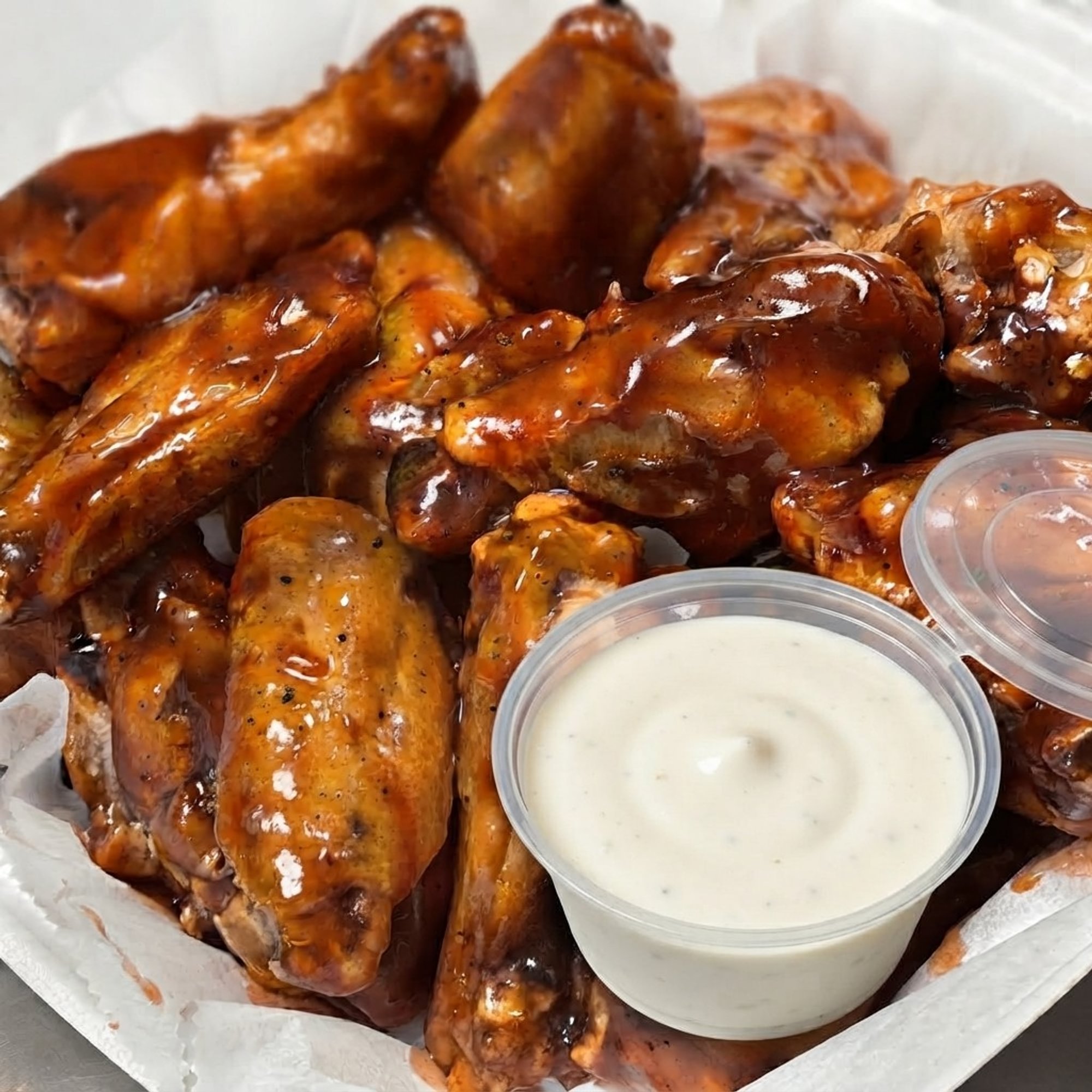 5 CHICKEN WINGS
