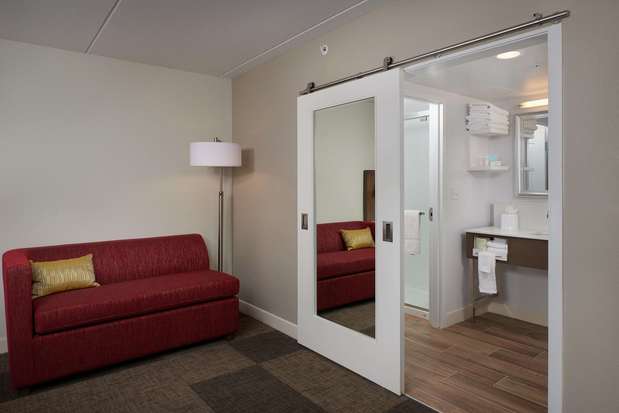 Images Hampton Inn & Suites Phoenix/Scottsdale on Shea Boulevard