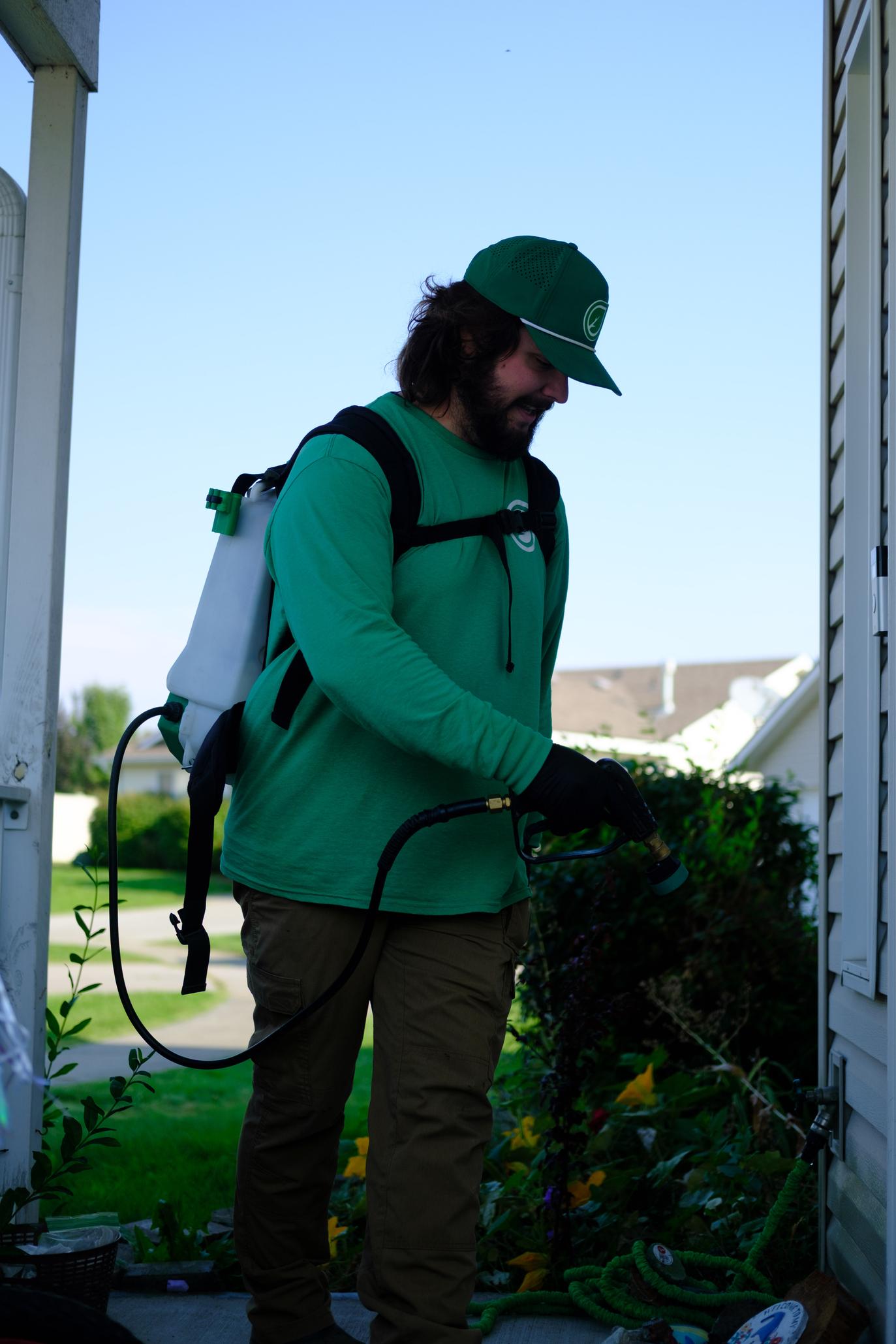 Crosstown Pest Control Image