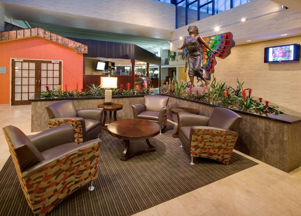 Images Holiday Inn Austin Conference Center