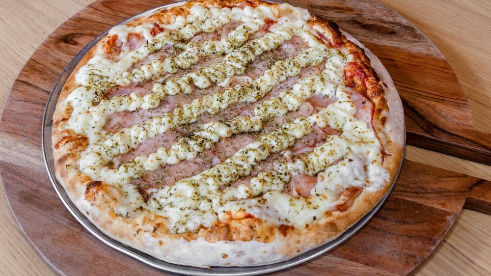 Canadian Bacon Catupiry Pizza