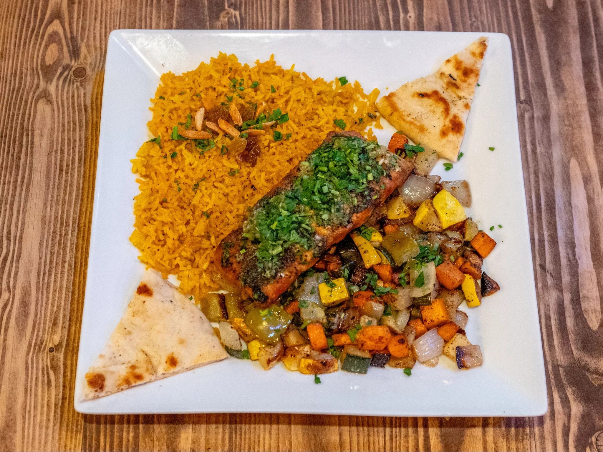 Salmon Fillet With Choice Of Your 2 Sides