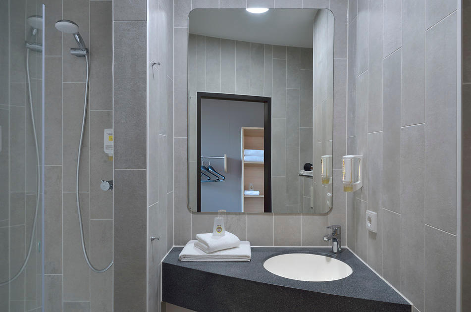 Bilder B&B Hotel Düsseldorf-Airport
