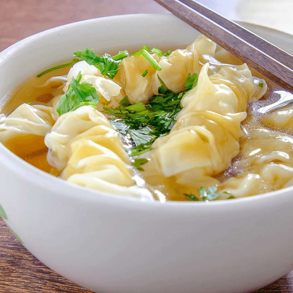 Roast Pork & Chicken Dumplings Noodle Soup