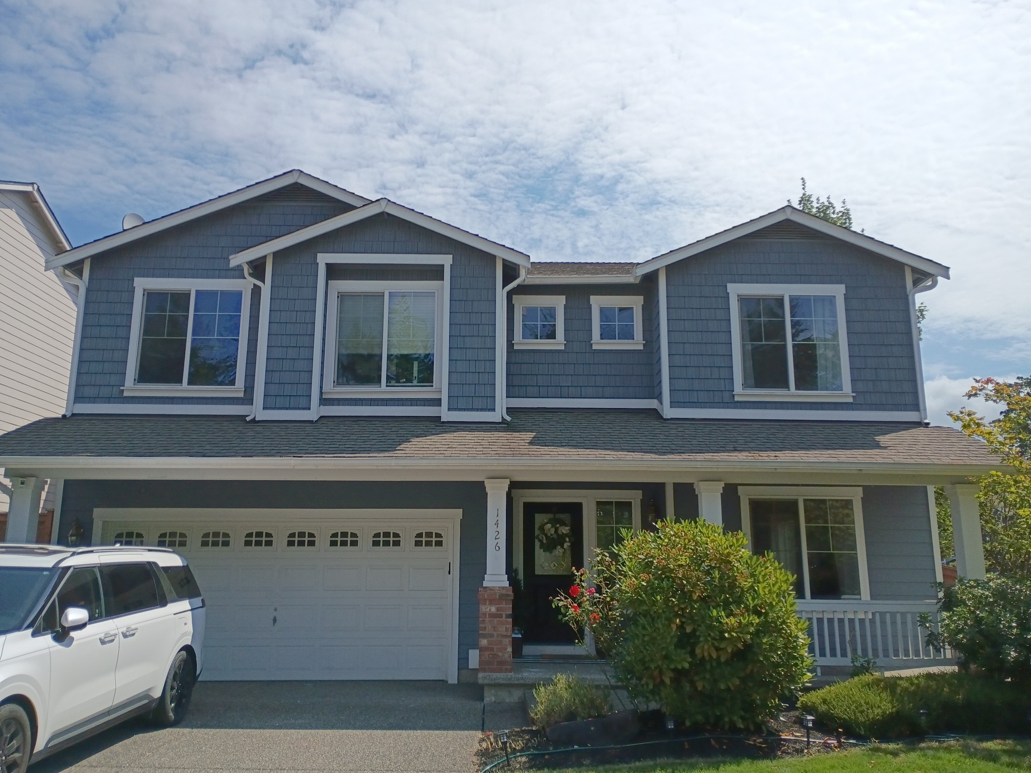 Brave Roofers LLC Image