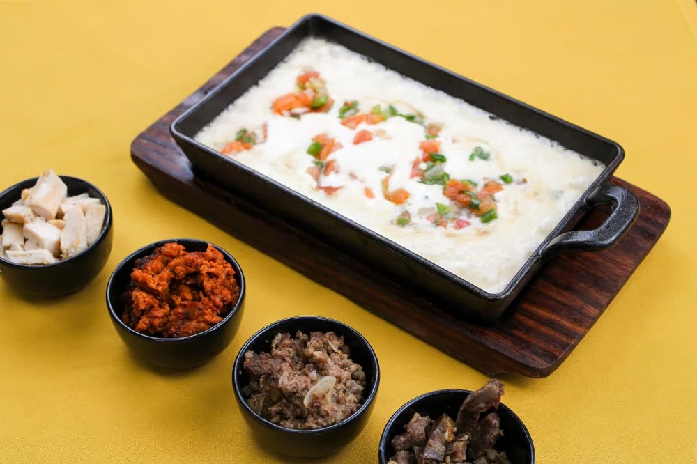 Queso Flameado