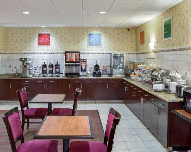 Images Comfort Suites