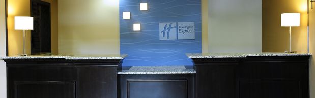 Images Holiday Inn Express & Suites Delafield