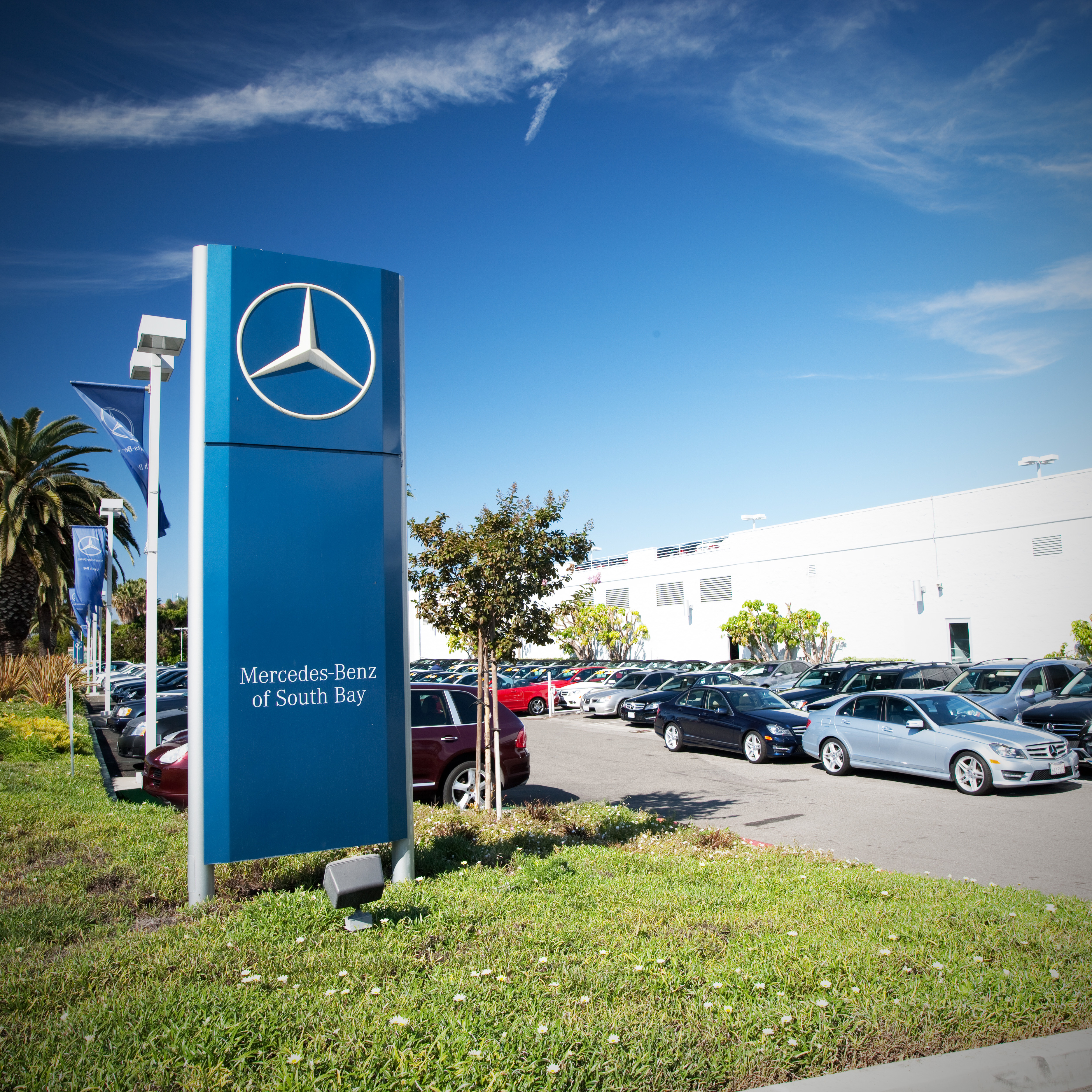 Mercedes-Benz of South Bay Photo