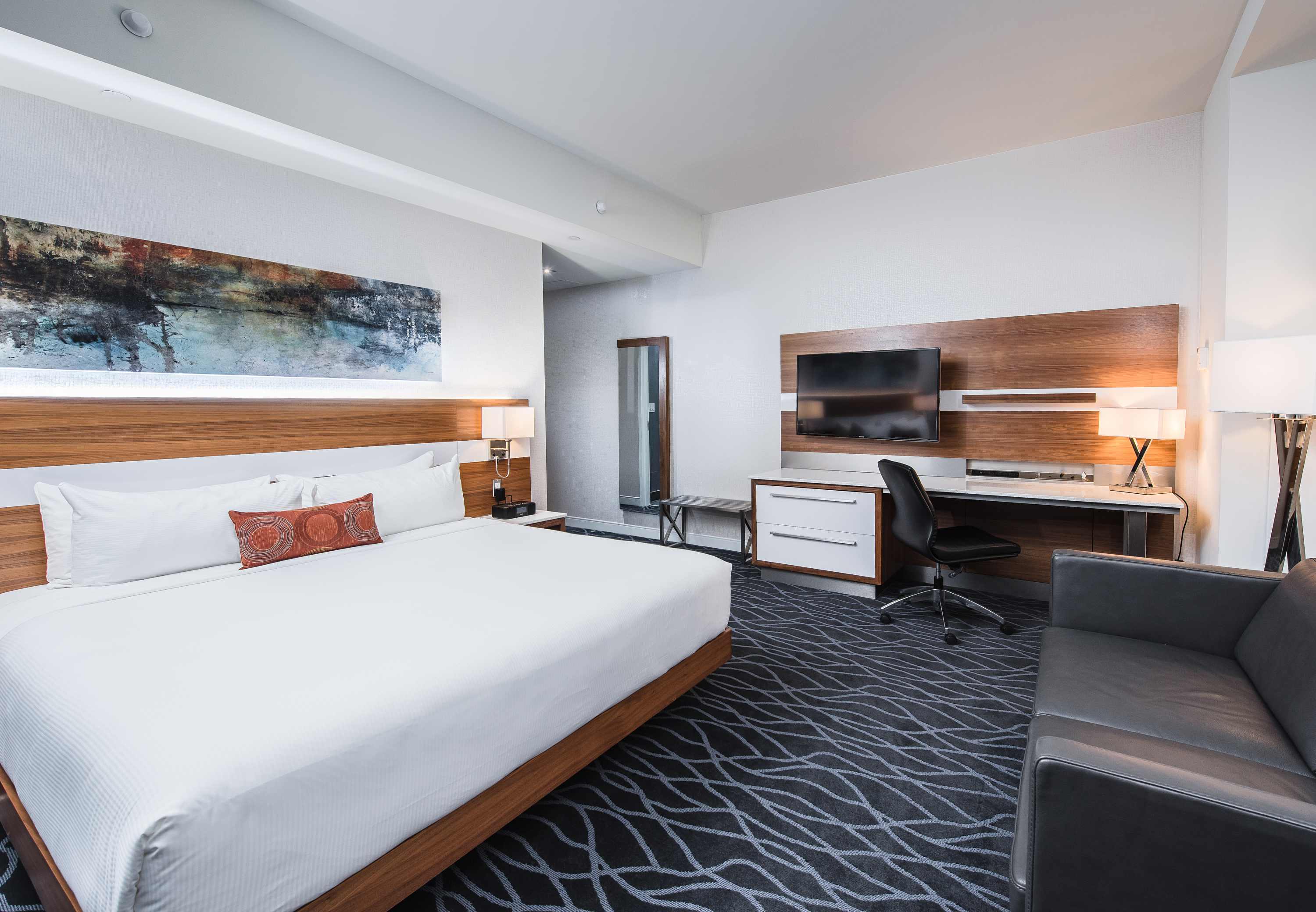 Delta Hotels by Marriott Waterloo, Waterloo ON Ourbis