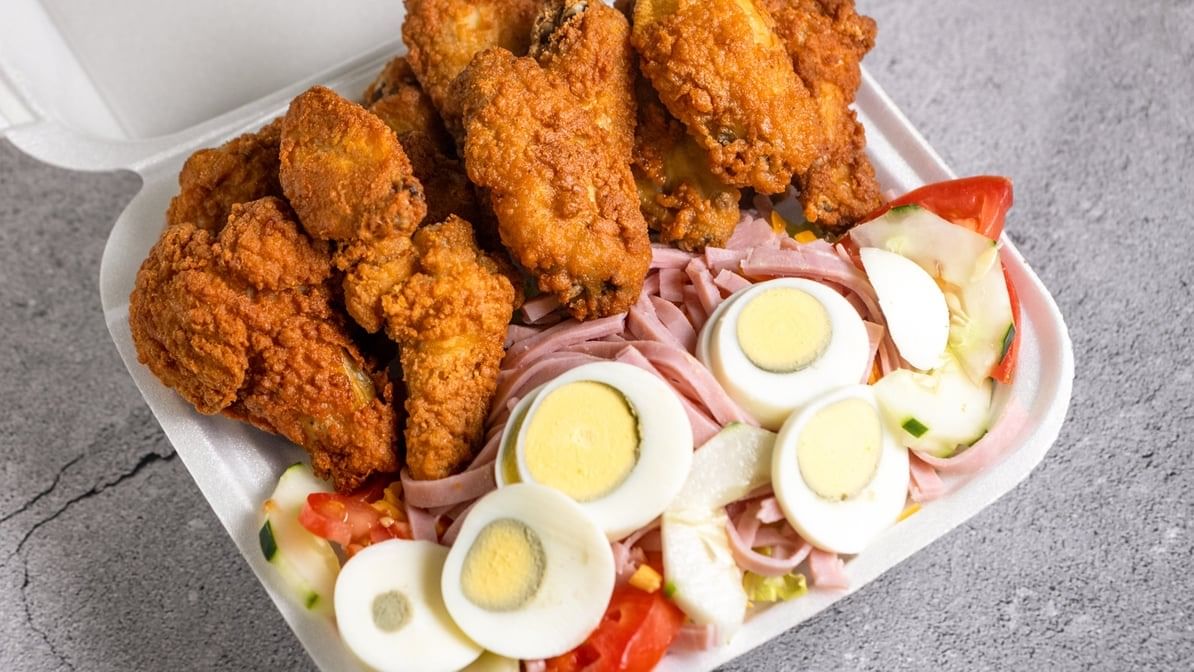 10pcs Wings & Salad