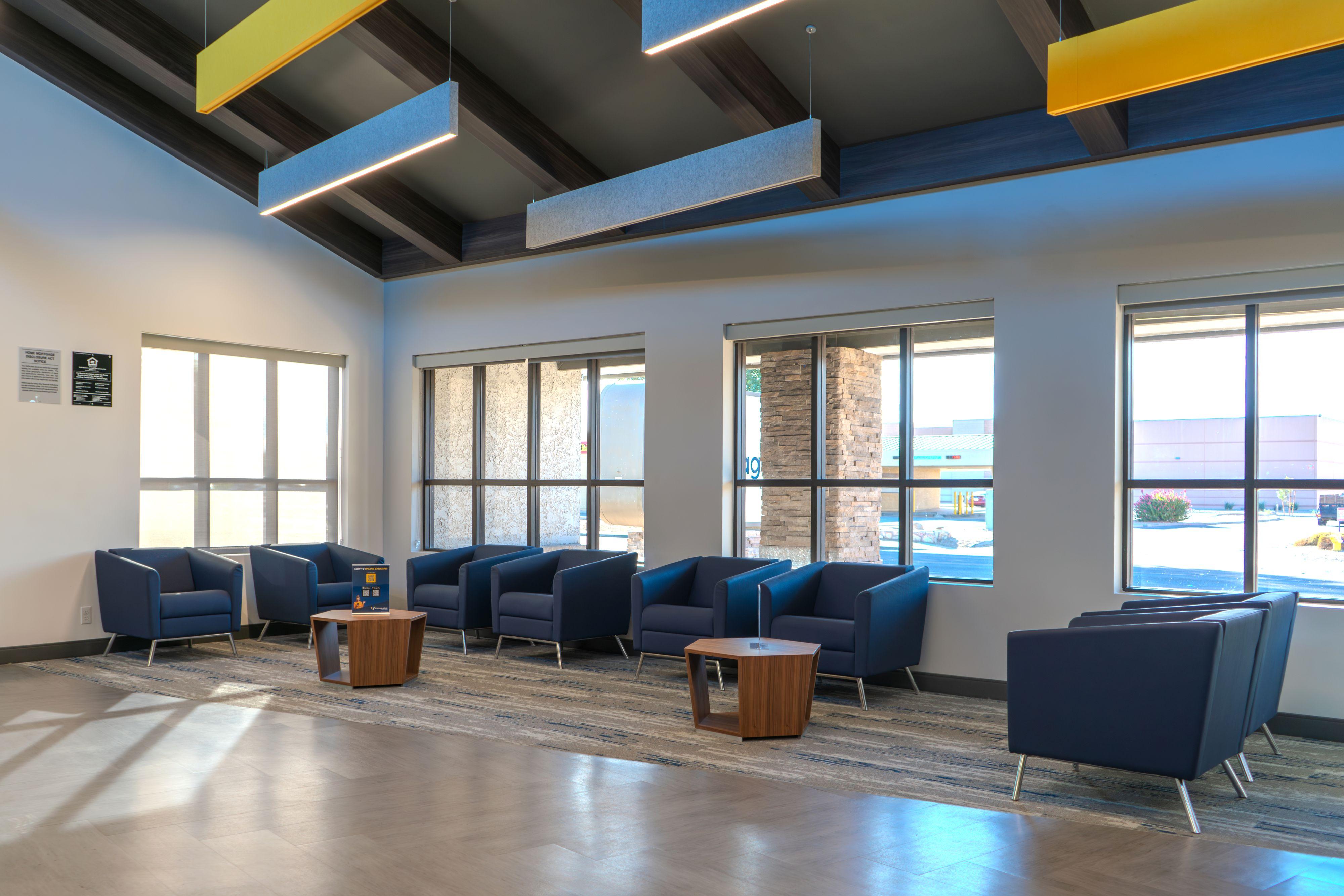 Vantage West Credit Union Image