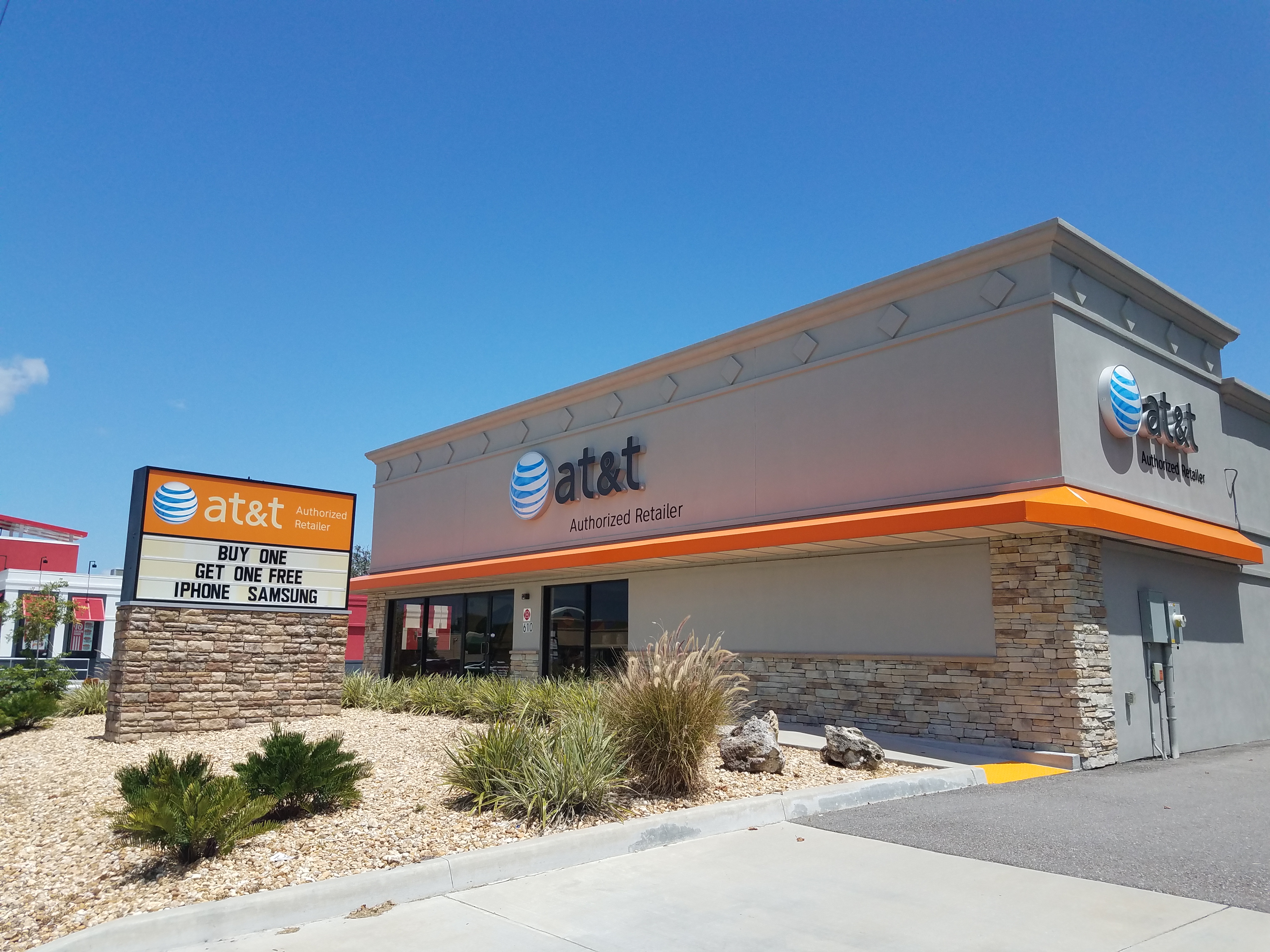 AT&T Store Photo