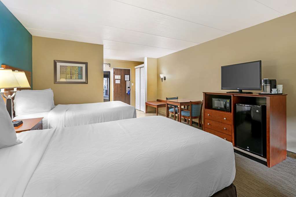 Best Western Plus Plattsburgh Image
