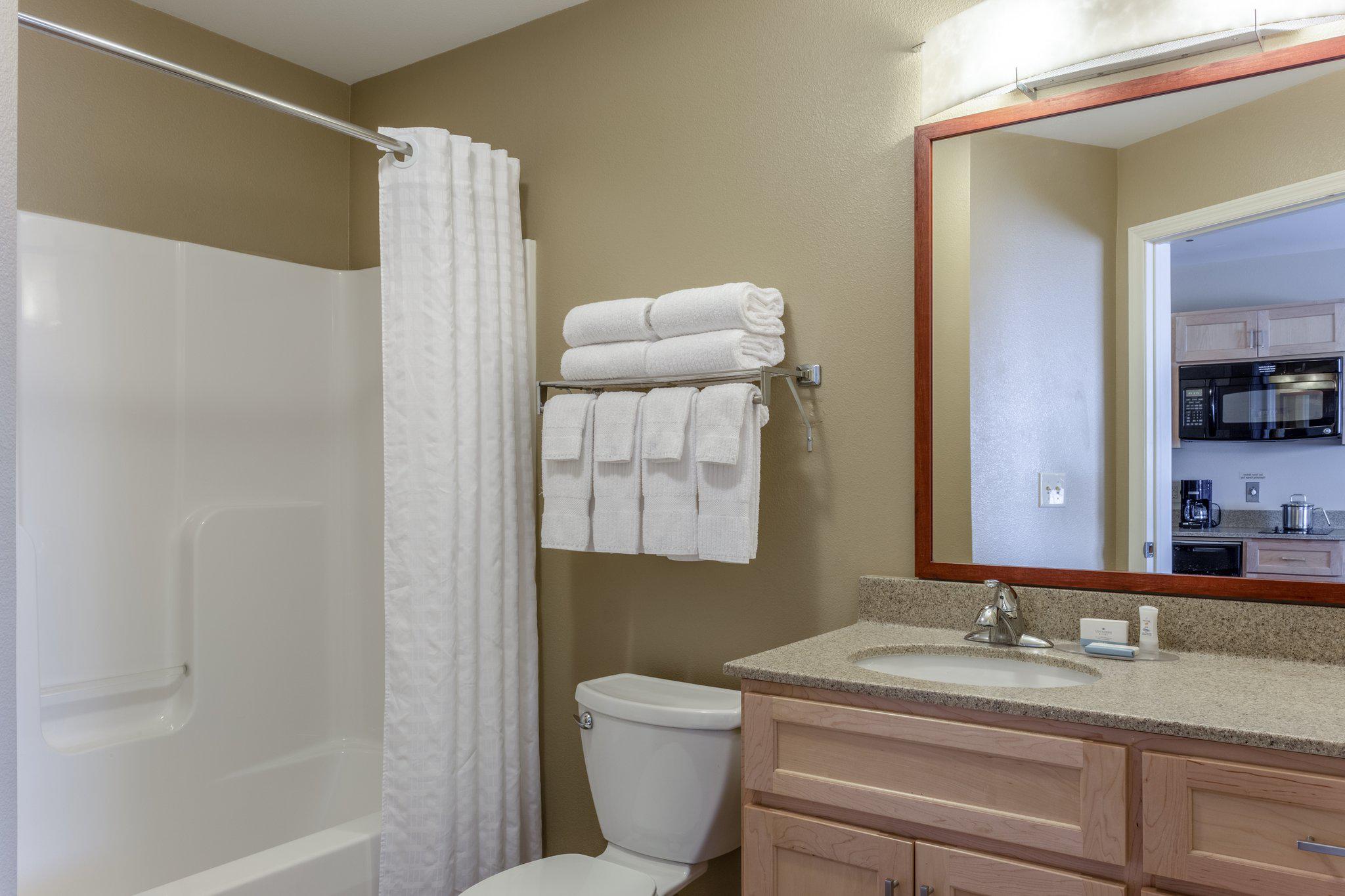 Candlewood Suites Minot Photo