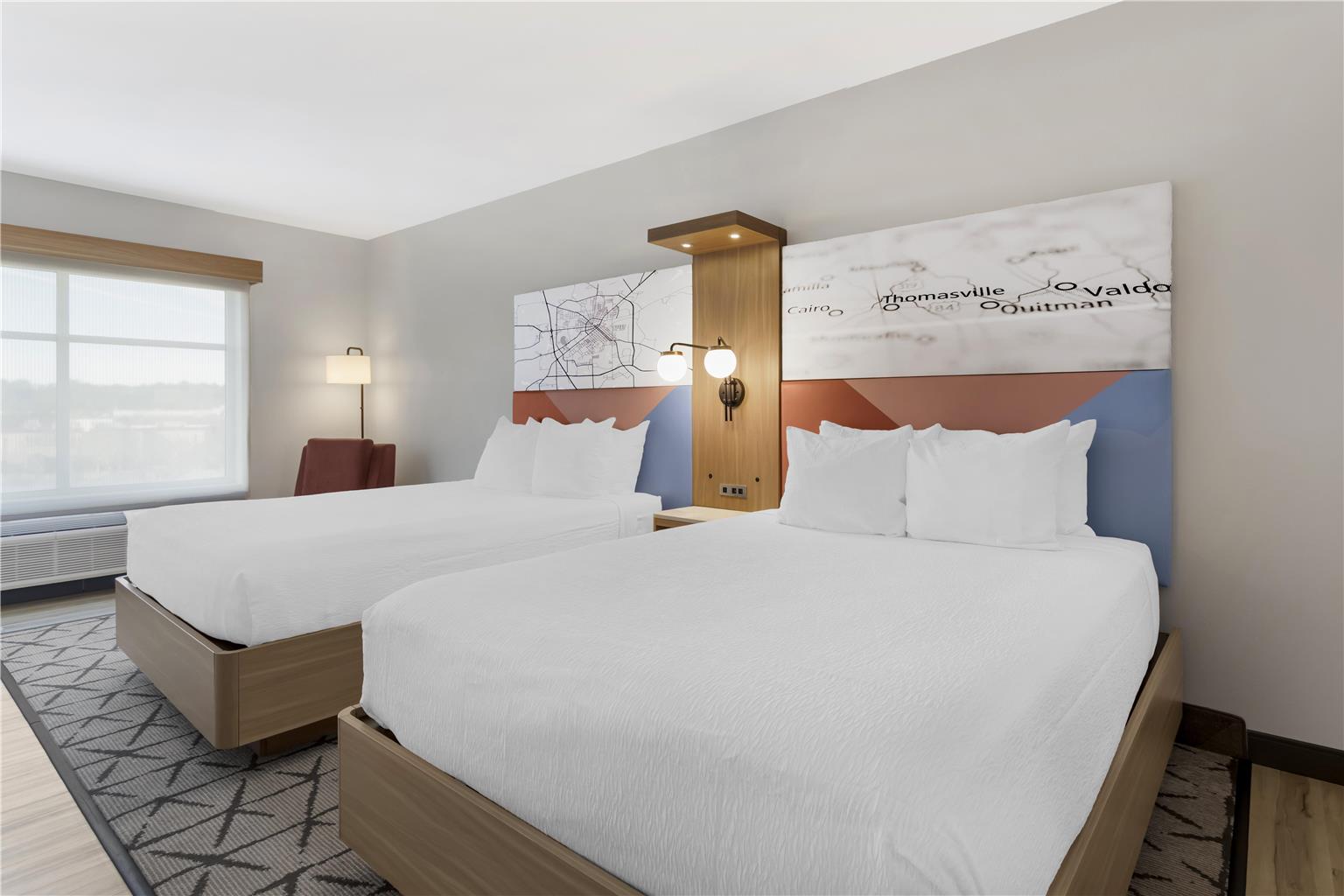 Best Western Plus Rose City Conference Center Inn Image