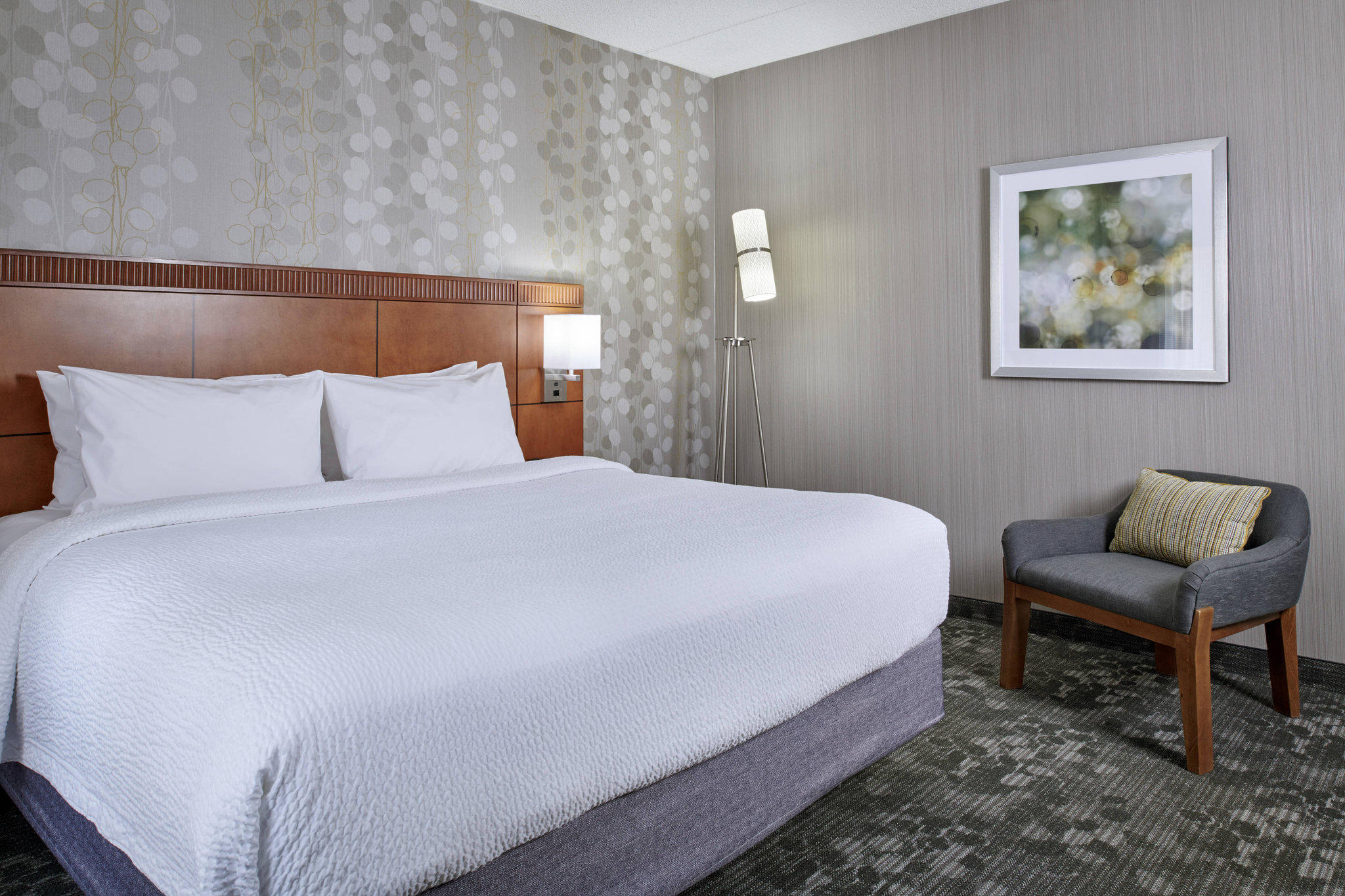 Courtyard by Marriott Chicago Oakbrook Terrace Photo