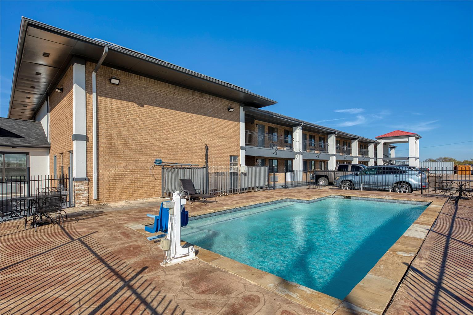 SureStay by Best Western Terrell Image