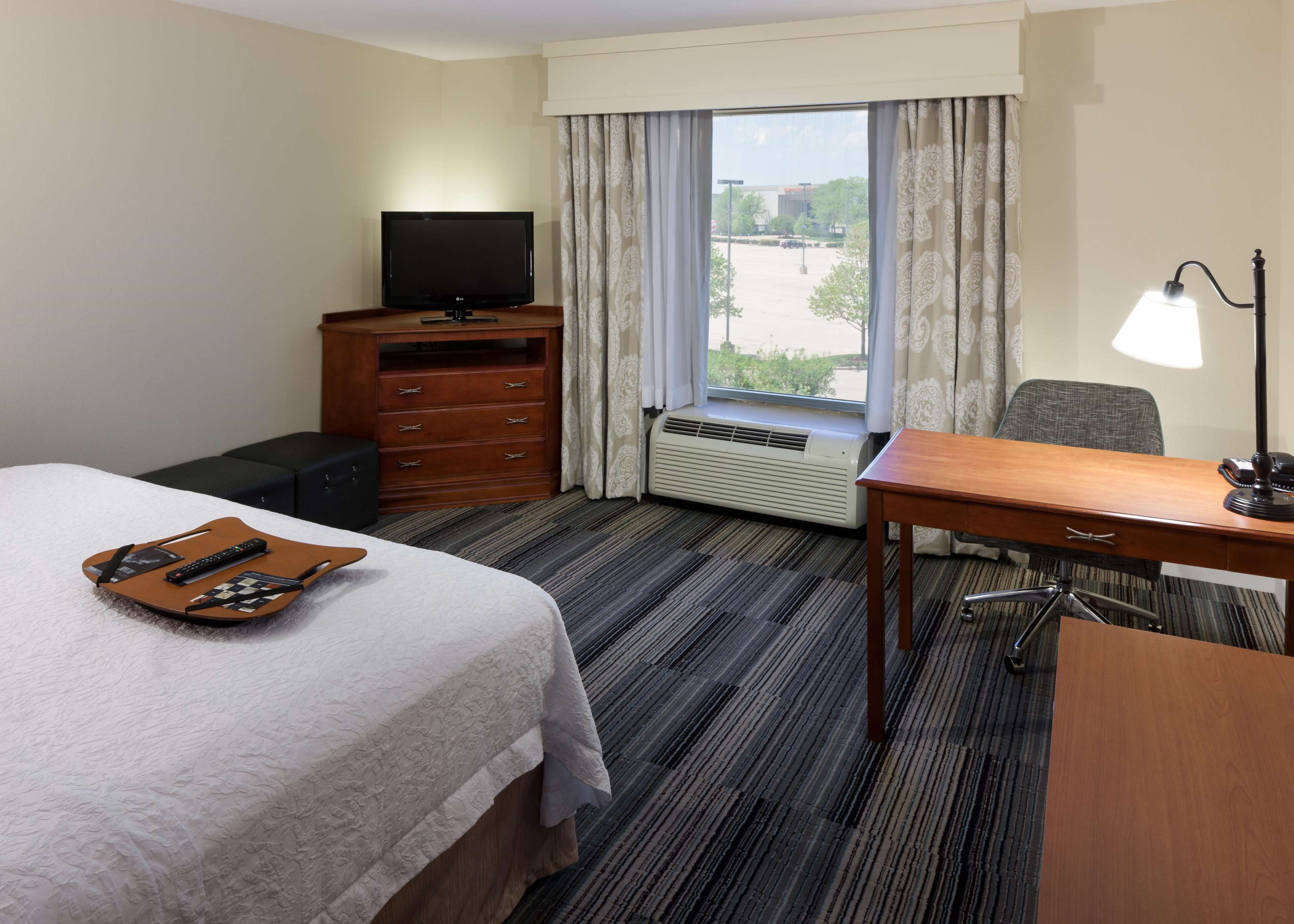 Hampton Inn & Suites Davenport Photo