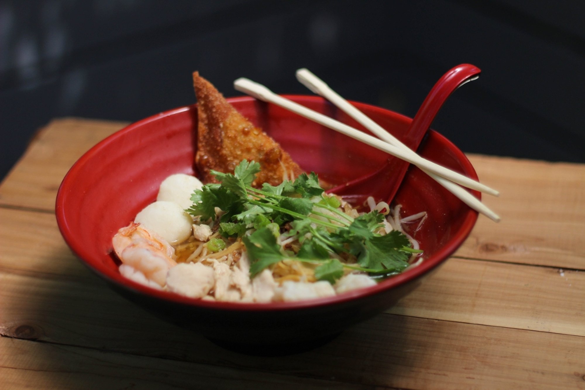 Com Egg Noodle Soup