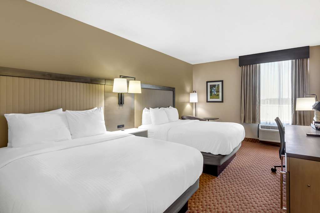 Best Western Plus Kendall Hotel & Suites Image