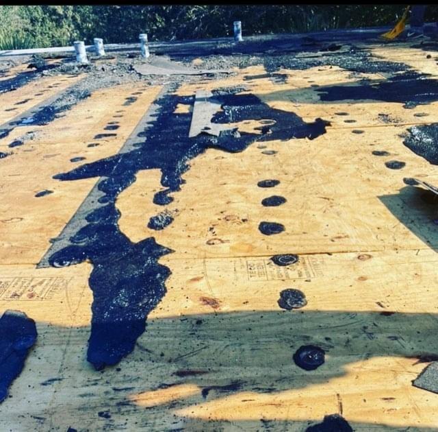 Tropical Roofing & Coating Services Image