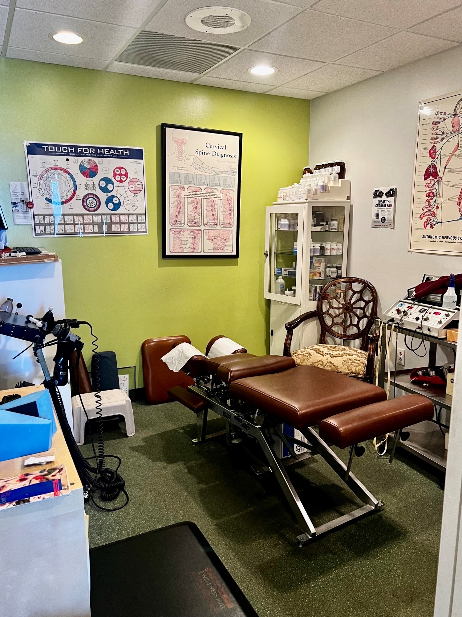 The adjustment table at Dr. Martin Grossman, DC - Coral Gables Chiropractic Centre