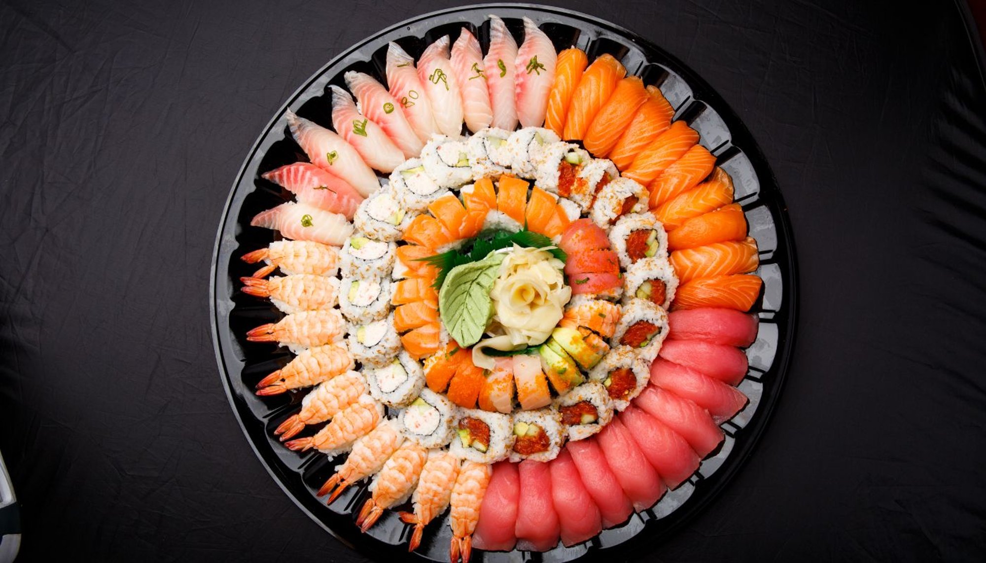 40 / 40 SUSHI TRAY