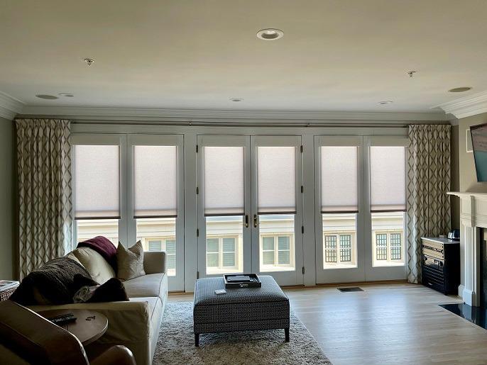 Look at how our chic set of Roller Shades infused this room in Arlington, VA, with a charming and contemporary ambiance while enhancing the gorgeous deÌcor of the room.  BudgetBlindsArlingtonAlexandria  RollerShades  FreeConsultation  WindowWednesday