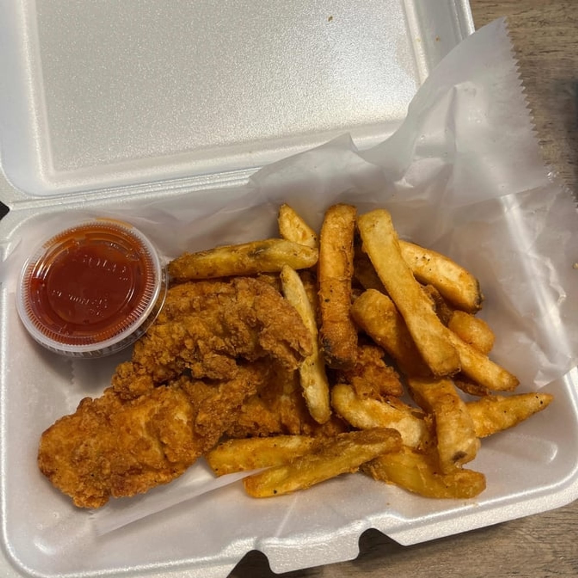 Kid's Chicken Tender Meal