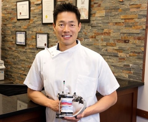 Images North Vancouver Denture Clinic
