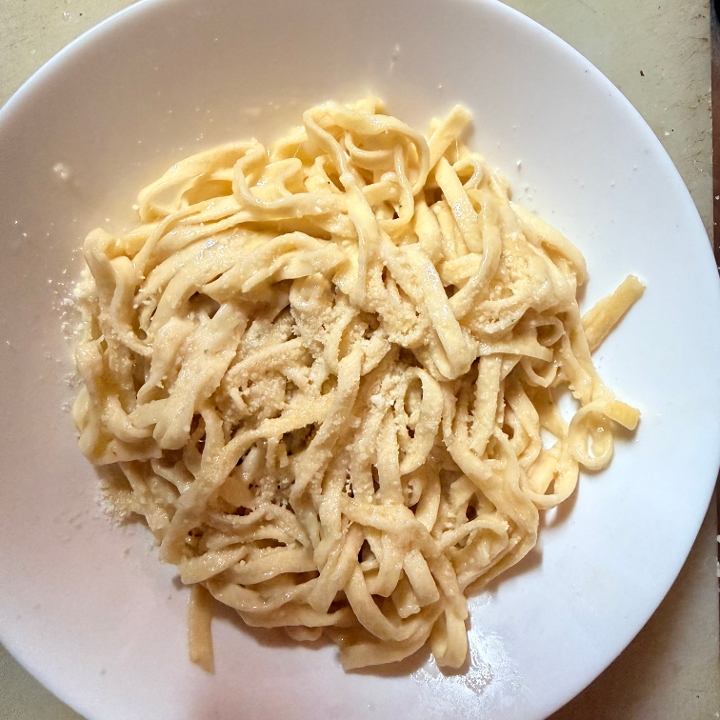 Kids Pasta with butter and cheese