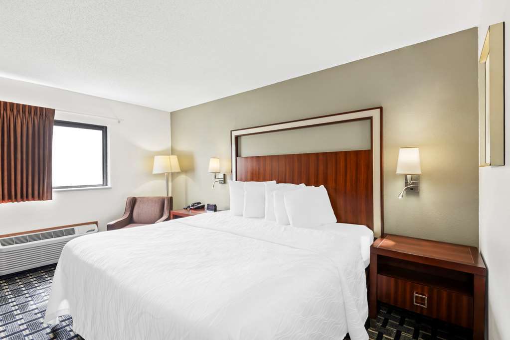 SureStay by Best Western Manchester Image