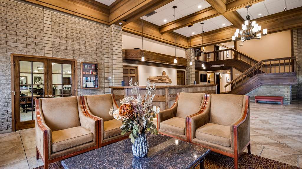 Best Western Plus Ahtanum Inn Image