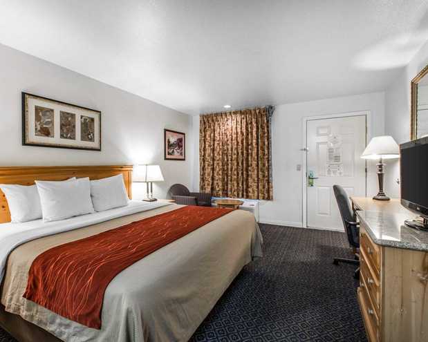 Images Comfort Inn & Suites Sequoia Kings Canyon