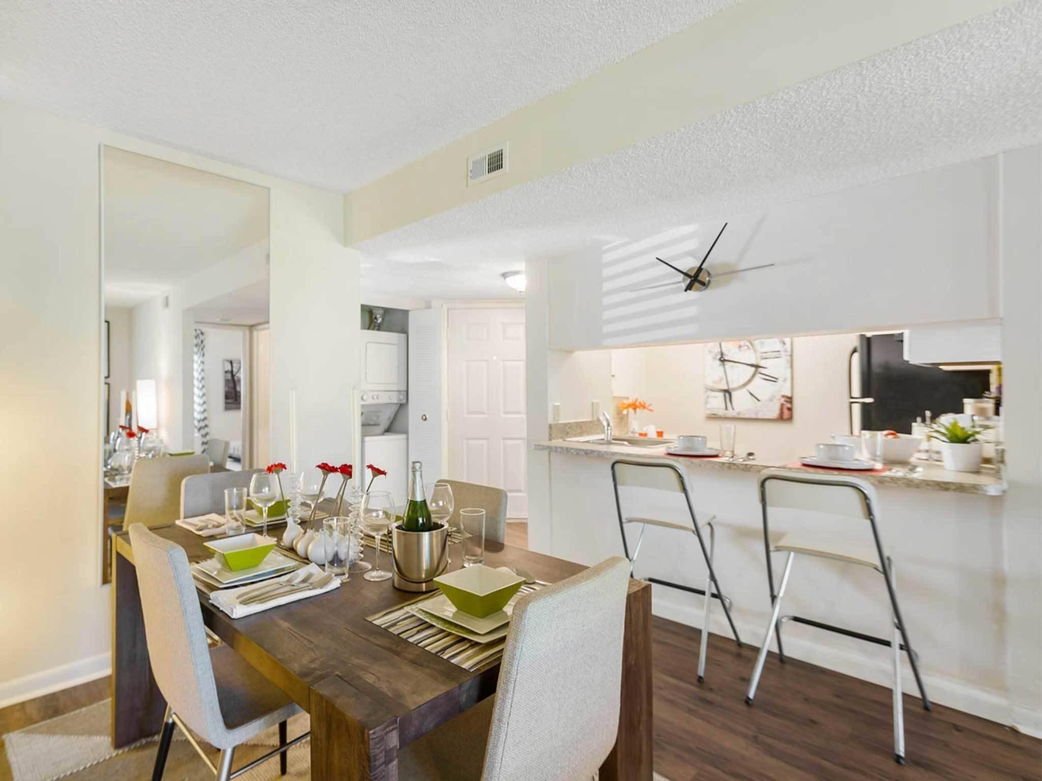 Advenir at Walden Lake Image