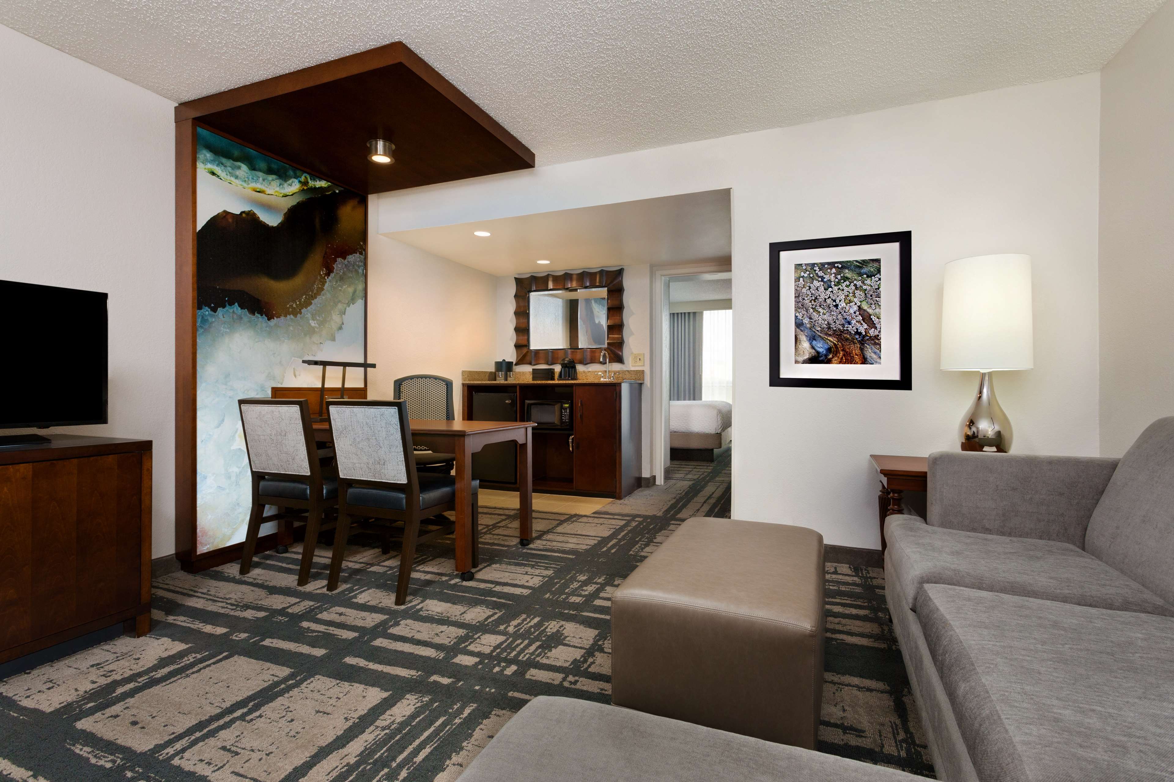 Guest room