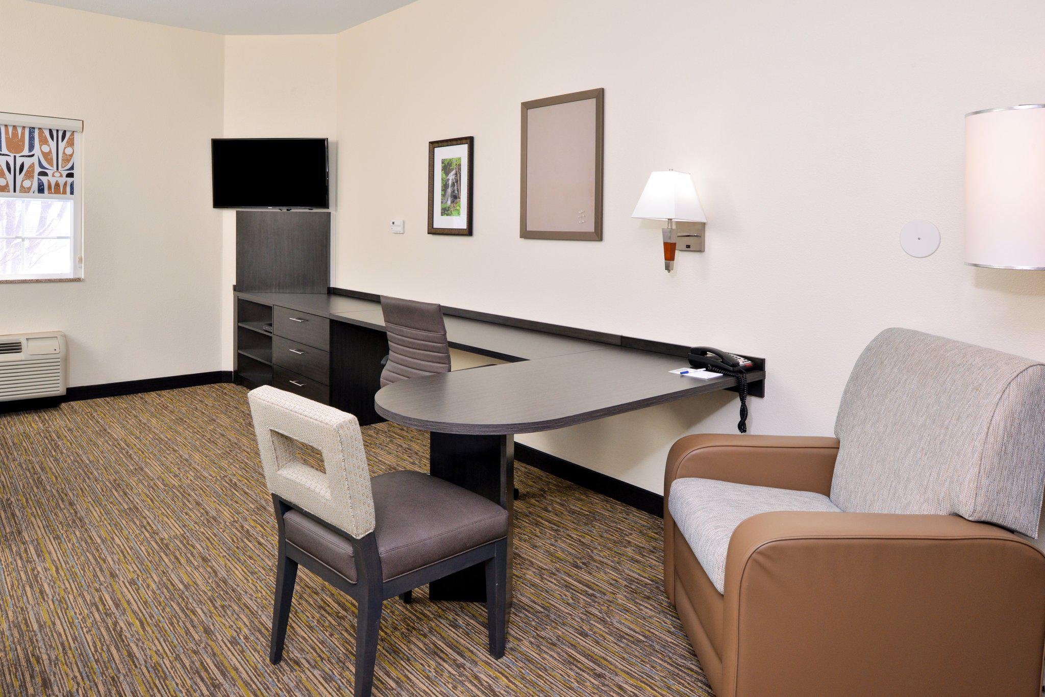 Candlewood Suites Winchester Photo